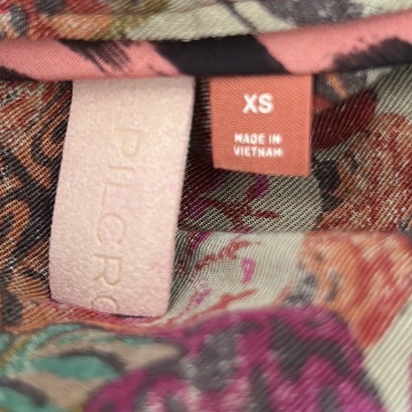 Anthropologie Pilcro Camo Leopard Floral Print Relaxed Button Down Shirt - XS - Picture 12 of 15